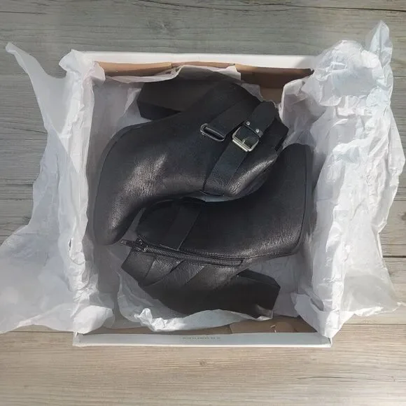 XOXO Katniss Ankle Fashion Boots Sz 7M - Picture 8 of 12